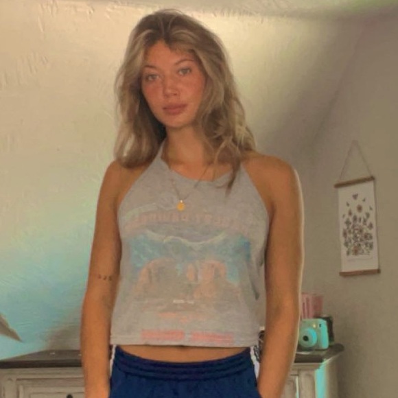 Meet your Posher, Hailey - Picture 1 of 1